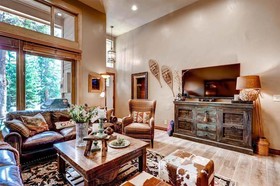 The Cedars Townhomes by Pinnacle Lodging
