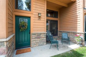 The Cedars Townhomes by Pinnacle Lodging