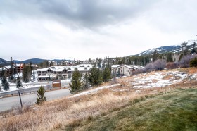 Tyra Summit Condominiums II
