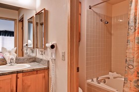 Tyra Summit Condominiums II