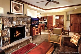 Valdoro Mountain Lodge by Hilton Grand Vacations Suites