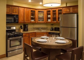 Valdoro Mountain Lodge by Hilton Grand Vacations Suites