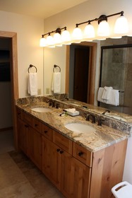 Woods Manor Condominiums