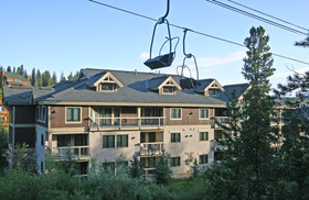 Riverbend Lodge