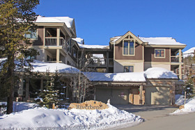 Riverbend Lodge