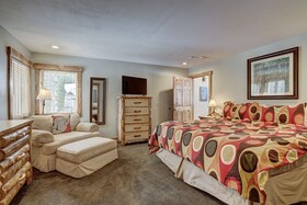 Ziggy Bear Lodge