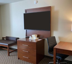 Comfort Suites