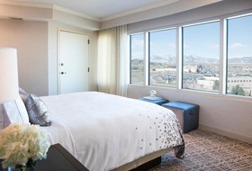 Renaissance Boulder Flatiron Hotel