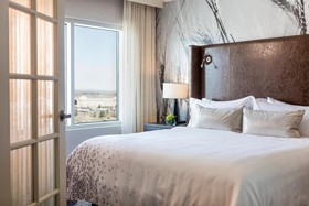 Renaissance Boulder Flatiron Hotel