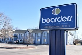 Boarders Inn & Suites by Cobblestone Hotels - Brush