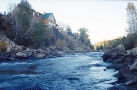 Liars Lodge Bed & Breakfast