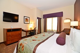Best Western Plus Carousel Inn & Suites
