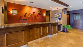 Best Western Plus Carousel Inn & Suites