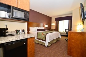 Best Western Plus Carousel Inn & Suites
