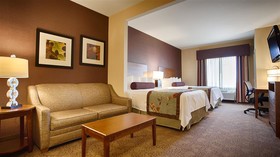 Best Western Plus Carousel Inn & Suites