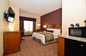 Best Western Plus Carousel Inn & Suites