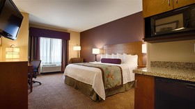Best Western Plus Carousel Inn & Suites