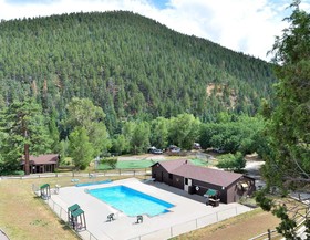 Cutty's Hayden Creek Resort
