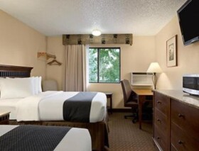 Super 8 by Wyndham Canon City