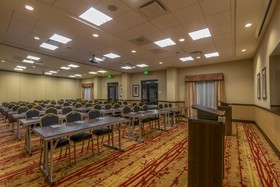Holiday Inn Express & Suites Denver South Castle Rock