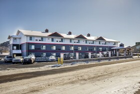 OYO Hotel Castle Rock CO Downtown