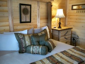 The Cedaredge Lodge