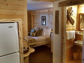 The Cedaredge Lodge