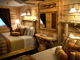 The Cedaredge Lodge