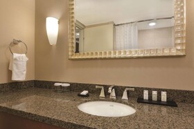 Embassy Suites Denver Tech Center