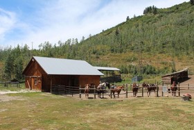 Elk River Guest Ranch