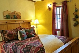 Adobe Inn at Cascade