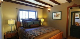 Adobe Inn at Cascade