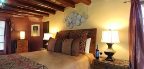 Adobe Inn at Cascade