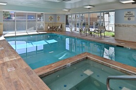 Best Western Plus Peak Vista Inn & Suites