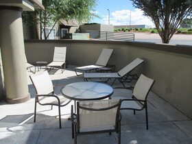 Best Western Plus Peak Vista Inn & Suites