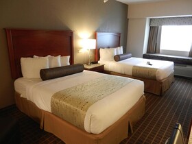Best Western Plus Peak Vista Inn & Suites