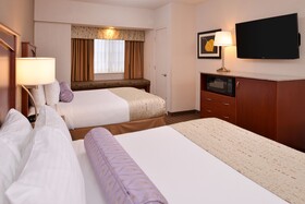 Best Western Plus Peak Vista Inn & Suites