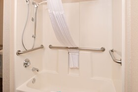 Best Western Plus Peak Vista Inn & Suites