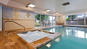 Best Western Plus Peak Vista Inn & Suites