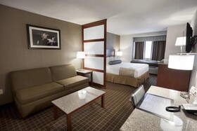 Best Western Plus Peak Vista Inn & Suites