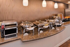 Best Western Plus Peak Vista Inn & Suites