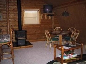 Black Forest B&B Lodge & Cabins