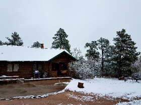 Black Forest B&B Lodge & Cabins