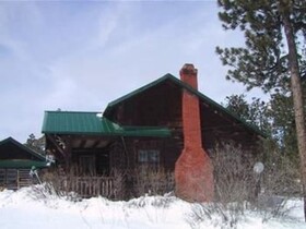 Black Forest B&B Lodge & Cabins
