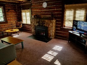 Black Forest B&B Lodge & Cabins