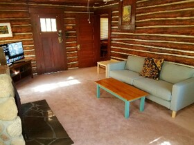 Black Forest B&B Lodge & Cabins