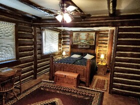 Black Forest B&B Lodge & Cabins