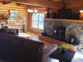Black Forest B&B Lodge & Cabins