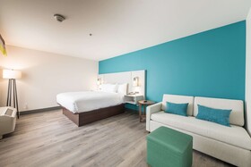 Comfort Suites Colorado Springs East - Medical Center Area
