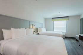 Comfort Suites Colorado Springs East - Medical Center Area